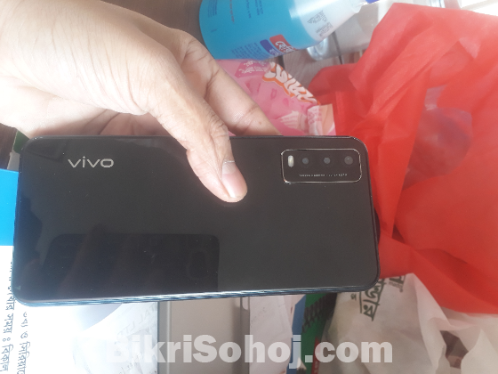 Vivo y20